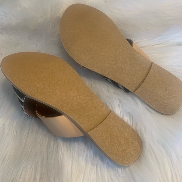 Brand new! BEACH by Matisse sandals - Picture 5 of 8